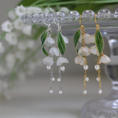 White Lily of Valley Earrings with Pearls, May Birth Flower, Bridal Jewellery, Wire Wrapped