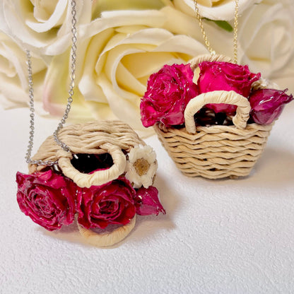 Gold and Silver Real Rose Daisy Boutique Necklace