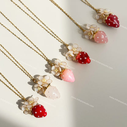 Resin Strawberry and Flower Necklace, Multicolour, Gold vermeil