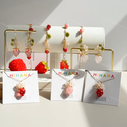 Resin Strawberry and Flower Bracelets, Multicolour, Gold vermeil