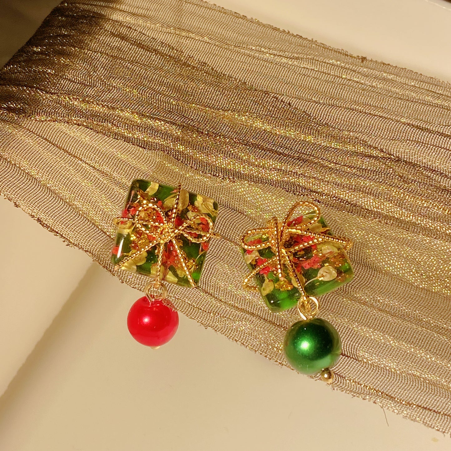 Real Flower Bow Wrapped Christmas Gift Studs