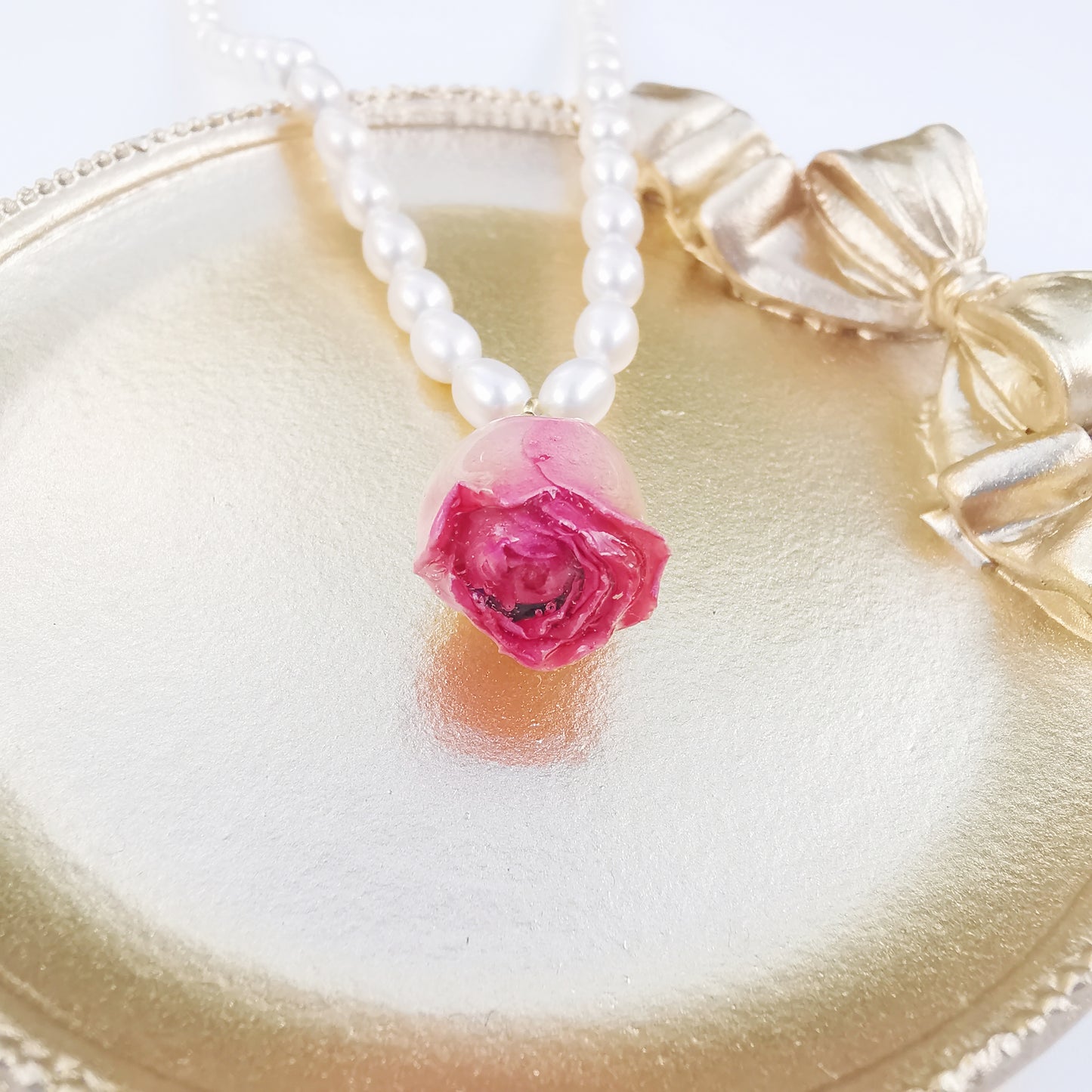 Real Rose with Freshwater Strand